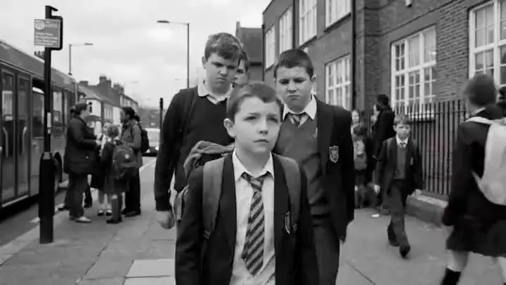 AI 100%로 만든 시계 광고 ㄷㄷㄷ