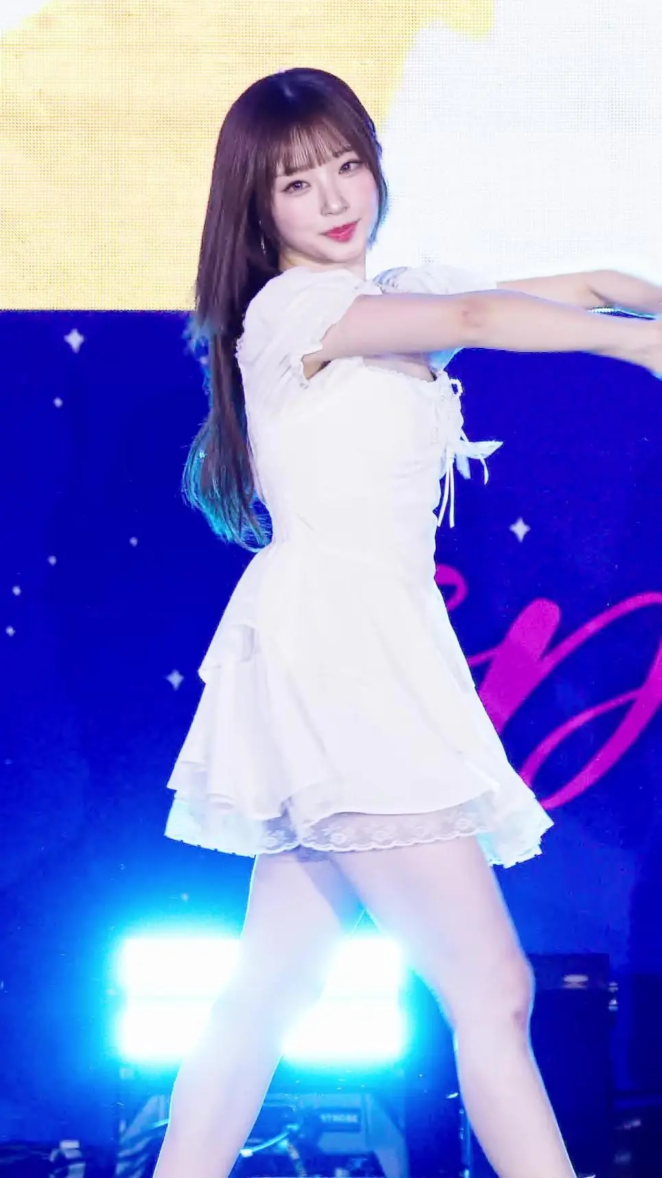 열도의 03년생 누나 gif