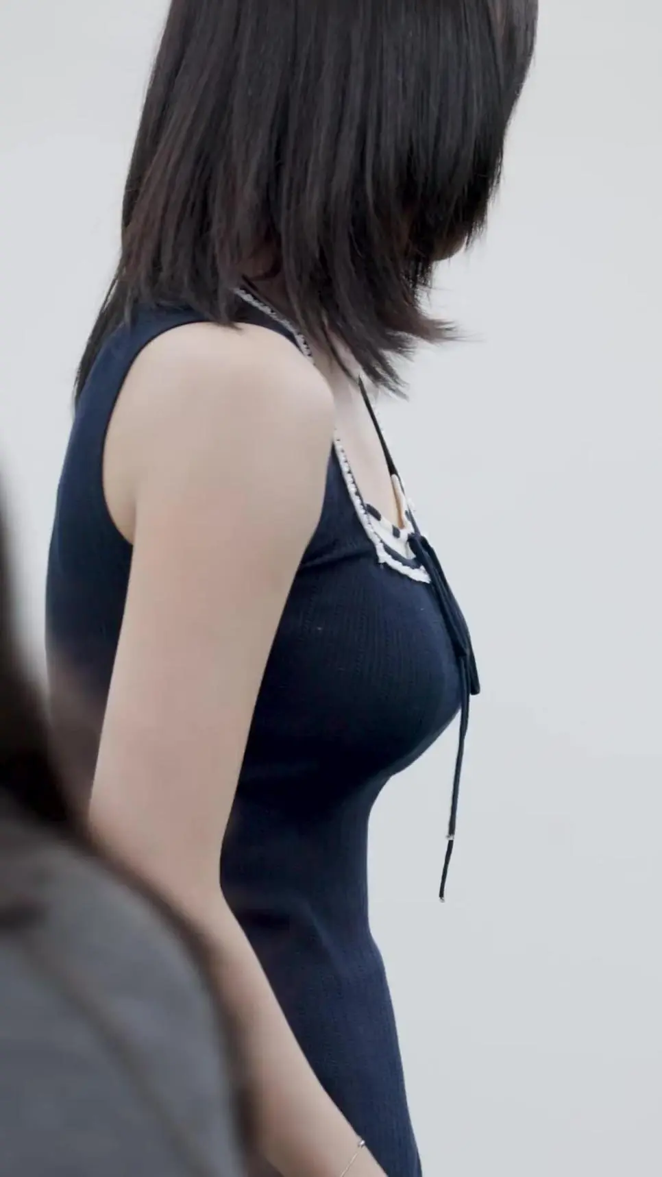 원피스 입은 하이키 옐 만화 같은 몸선 ㄷㄷㄷ