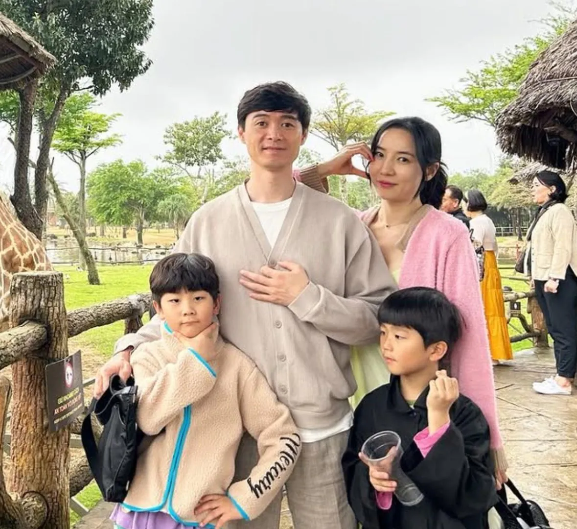 클릭하시면 원본 이미지를 보실 수 있습니다.