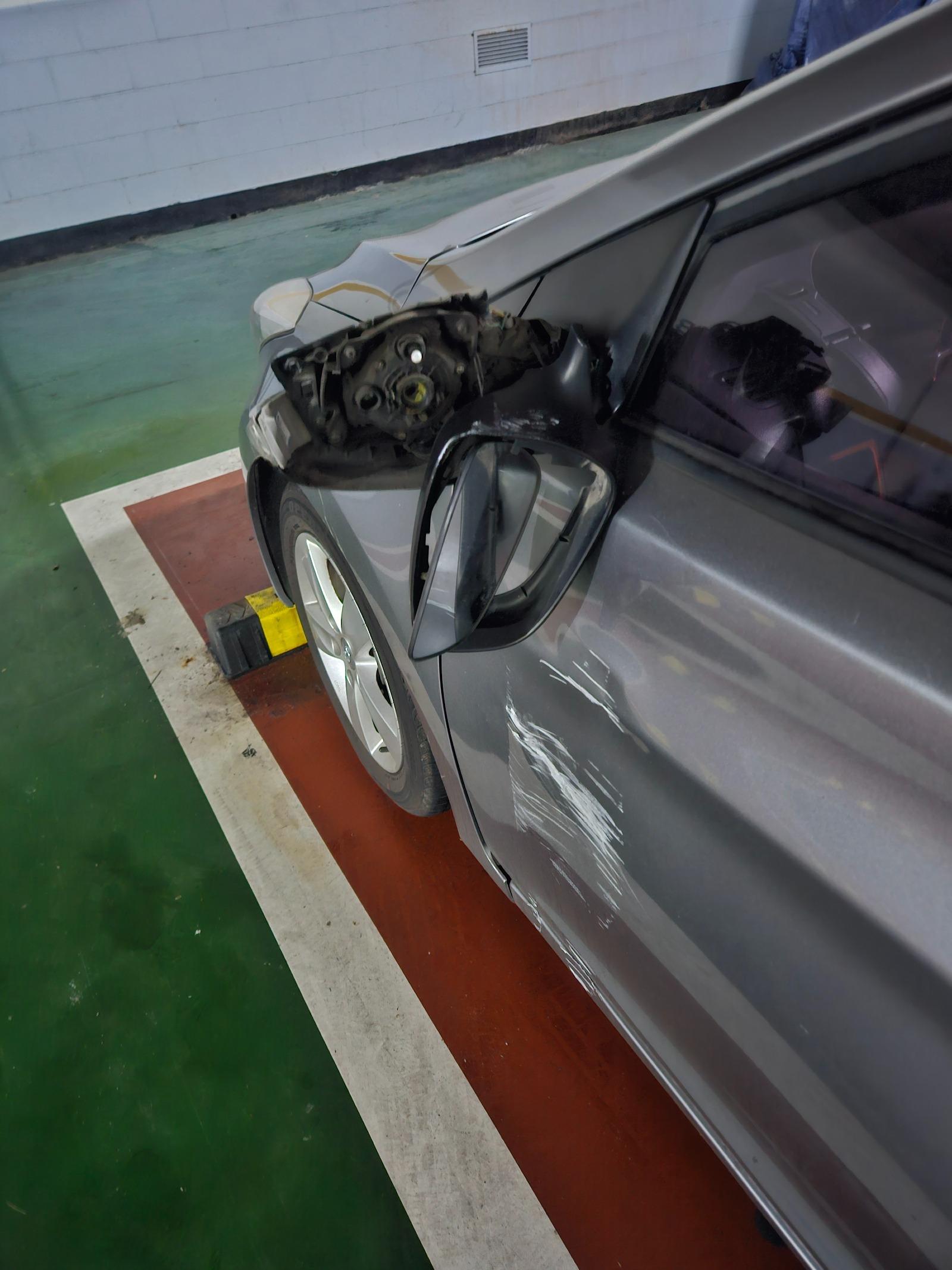 고수님들 수리비 견적좀 봐주시면 감사하겠습니다